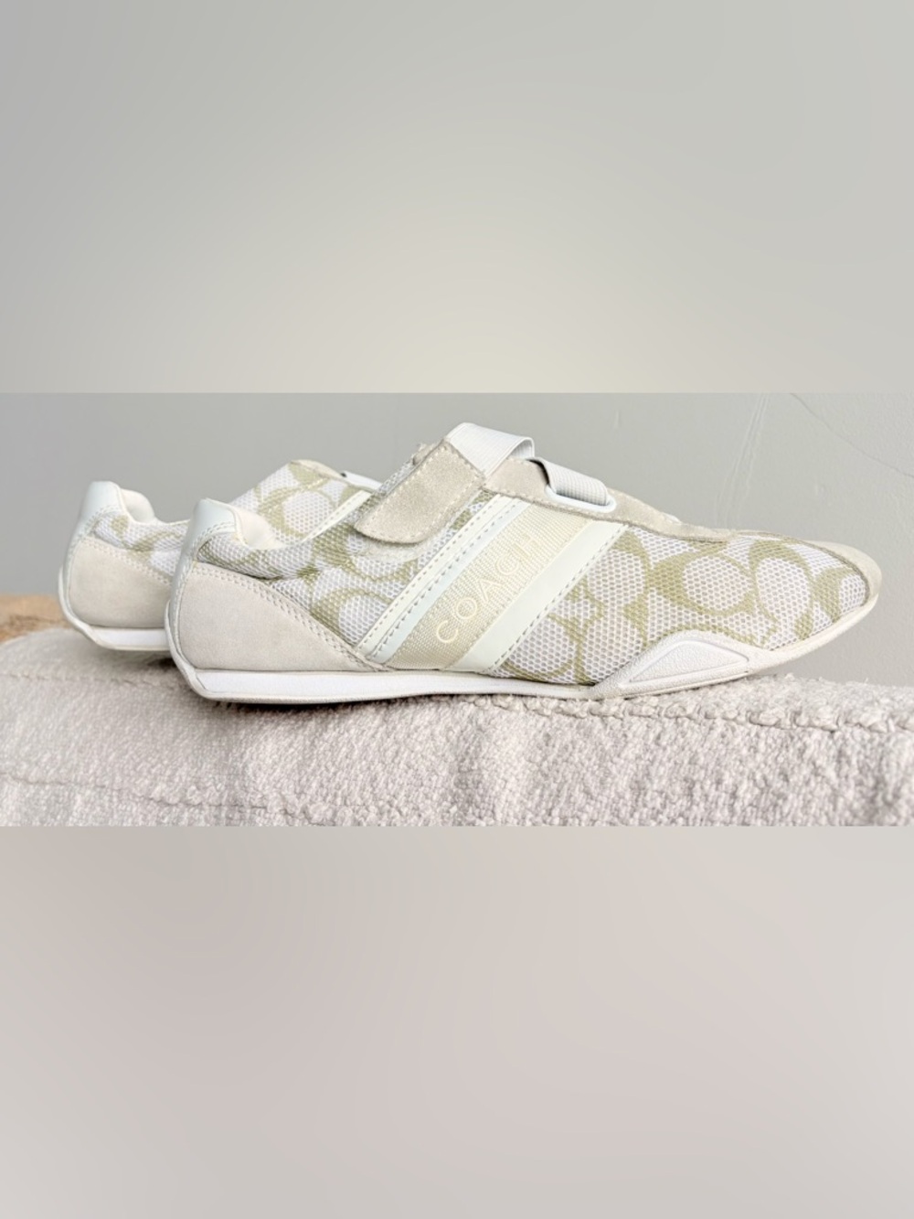 Coach Monogram Sneakers Cream Neutral Low Top Jenny Size 8 - Picture 13 of 15